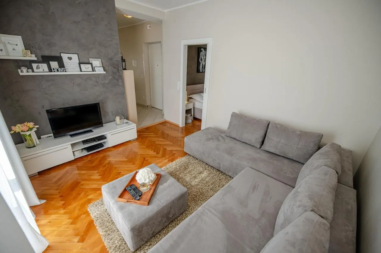 Jakov Apartment With Balcony Zadar
